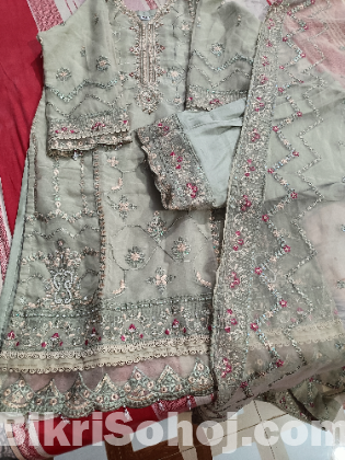 পাকিস্তানি অরগানযা থ্রিপিস